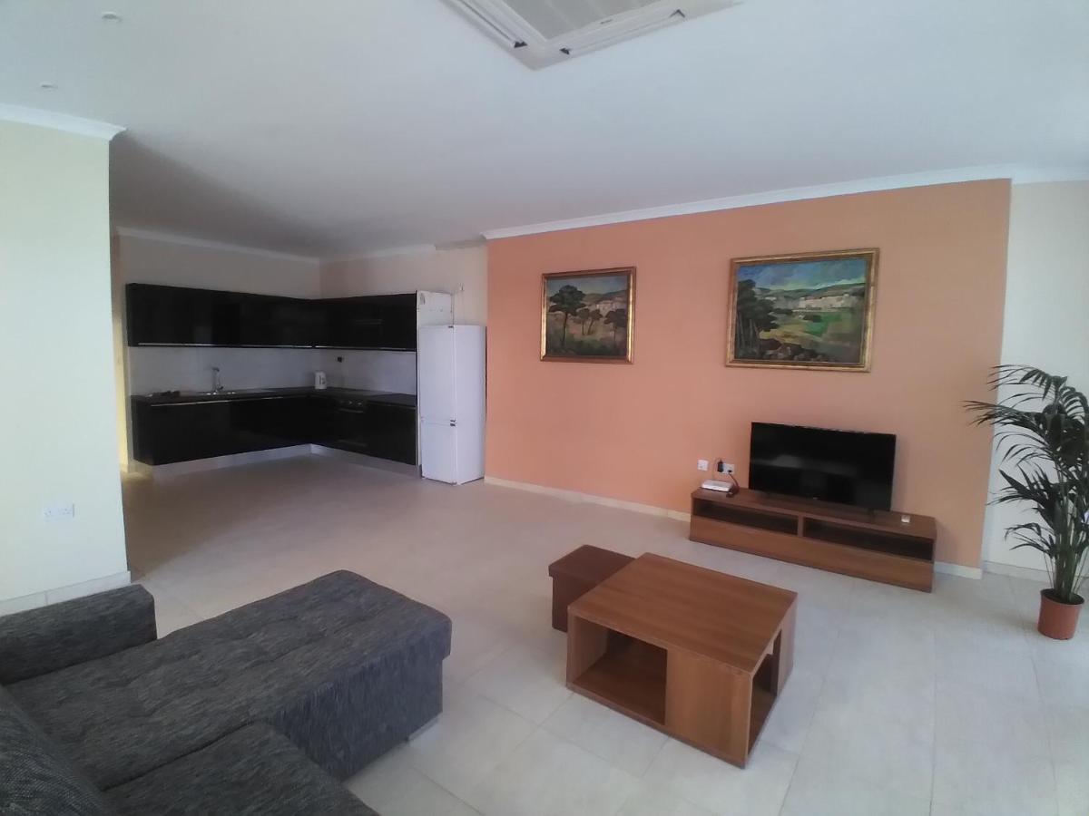 Mayfair Apartment Марсаскала Екстериор снимка